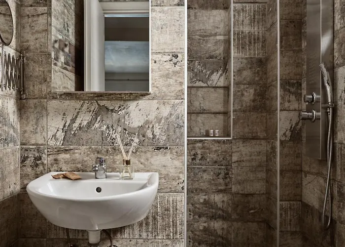 Vila Avesta Private - Niovi